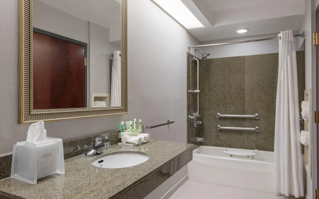 Holiday Inn Express & Suites Cooperstown by IHG