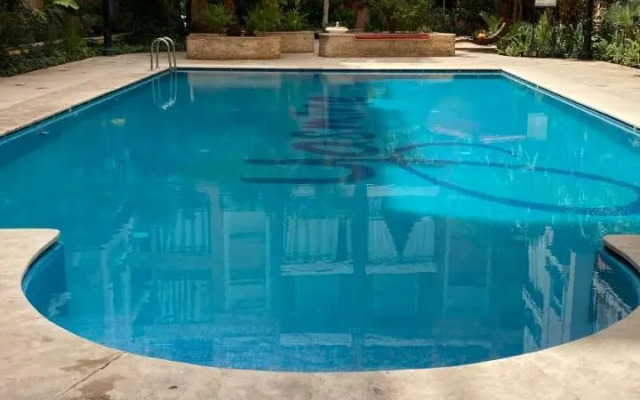 Appartement terrasse avec piscine