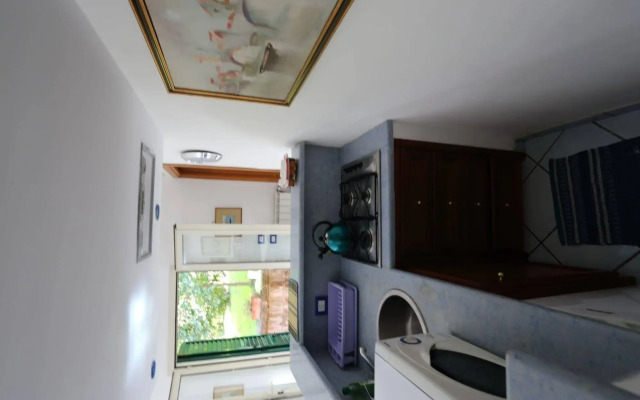 Ambrosio Relais