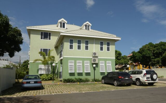 New Kingston Central Guest Apartment