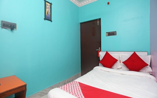 OYO 22232 Hotel Continental & Lodge