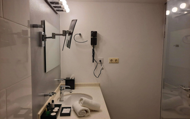 Brion City Hotel, BW Signature Collection