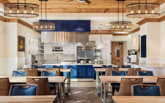 Brownwood Hotel & Spa