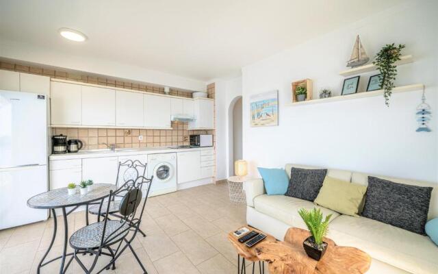 1ª línea Promocanyelles Roses - Barneda Premium