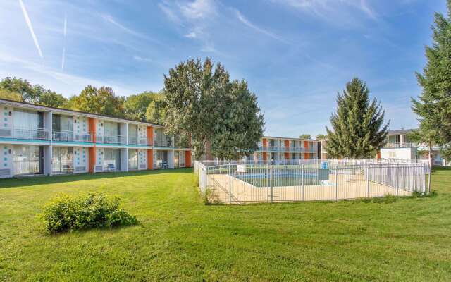 Howard Johnson by Wyndham Harrisburg