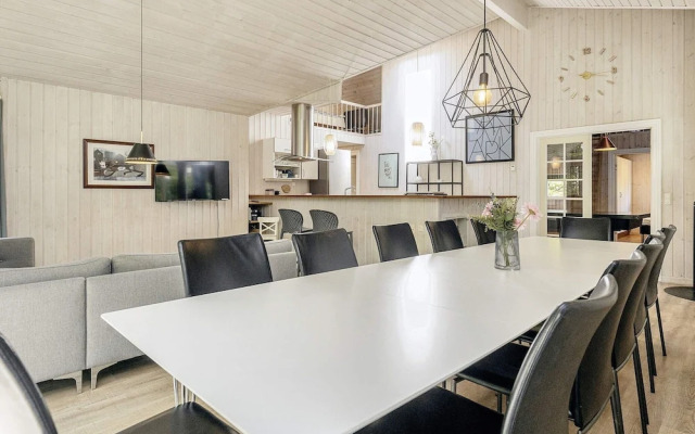 14 Person Holiday Home in Vaeggerlose