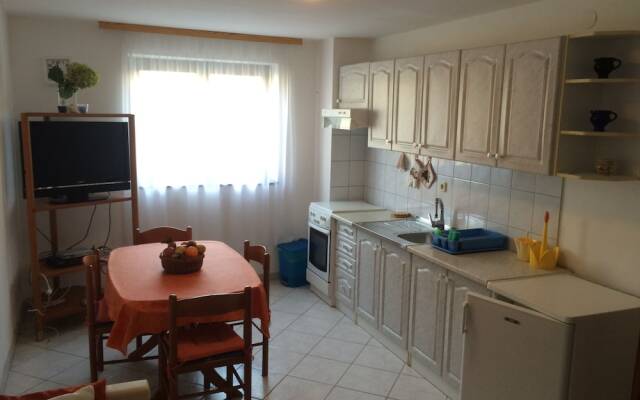 Apartment Rogan