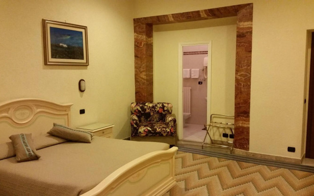 Hotel Croce Di Malta