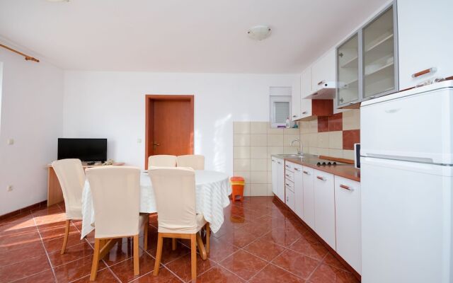 Apartments Snjezana