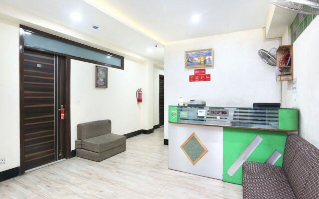 OYO 15030 Hotel ESS PEE Grand