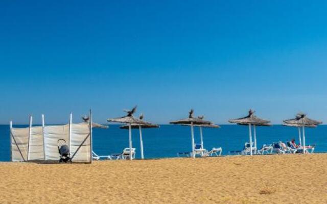 Duquesa Suites 2258