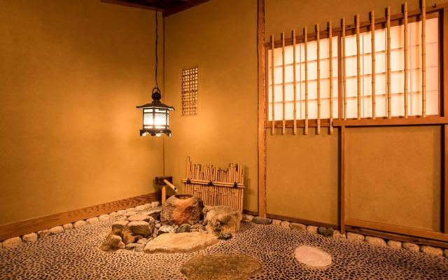 Ooedo Onsen Monogatari Premium Yamanaka Grand Hotel