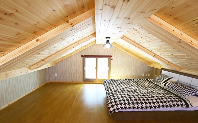 Jindo Sansaesori Pension