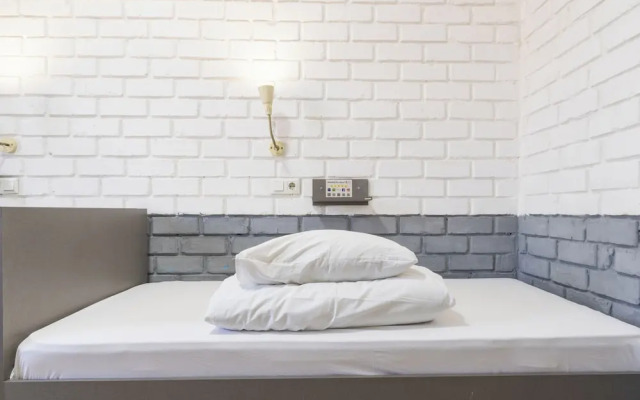 ololoFreelander work and travel Hostel