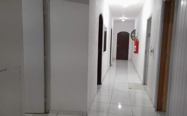 Perlla's Hostel Pinda