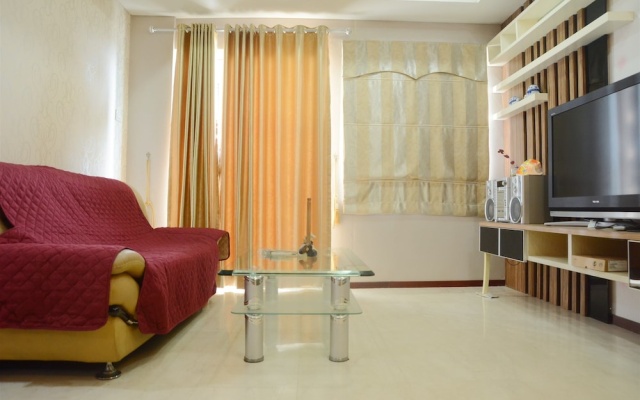 Beautiful City View 2Br Royal Mediterania Garden Residence Near Central Park Mall – Guest Rooms – Jakarta