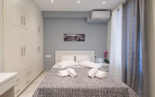 Marialena Luxury Apartment