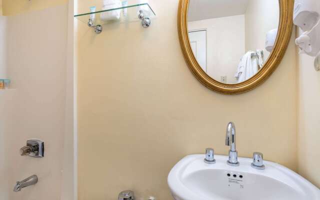 Gilmore Hotel, Trademark Collection by Wyndham