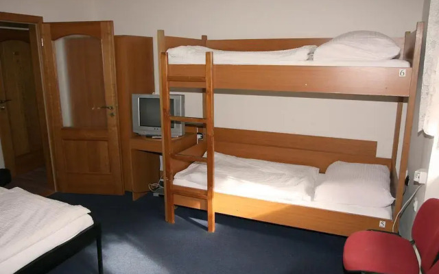 Euro Hostel