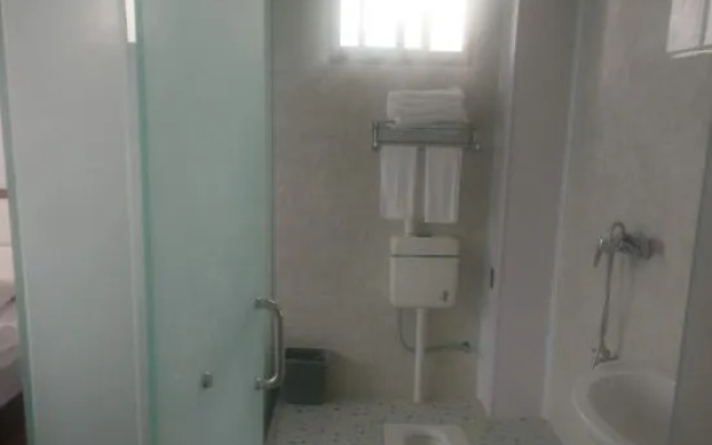 Fuxian Lake Xinyue Inn (Mafangcun Ecological Wetland Park)