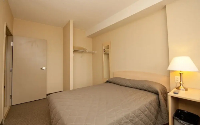 Residence & Conference Centre - Kamloops