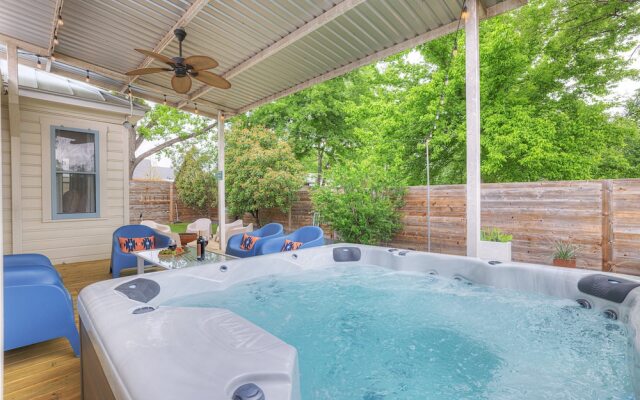 Walk 2 Main Hot Tub Putt-putt