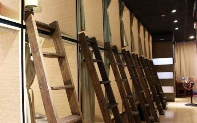 FC Hostel-Ruifang Station