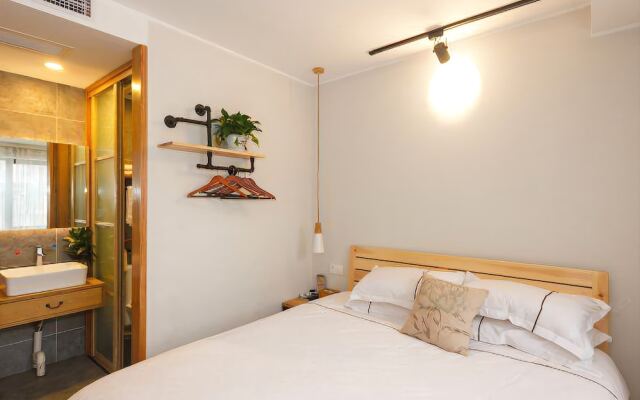 Yue Love Hotel