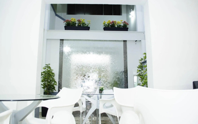 Hostal Lleras Calle 8 - Hostel