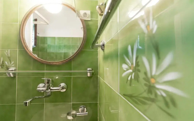 Charming 1-bedroom Apartment Sonia, Sleeps 4