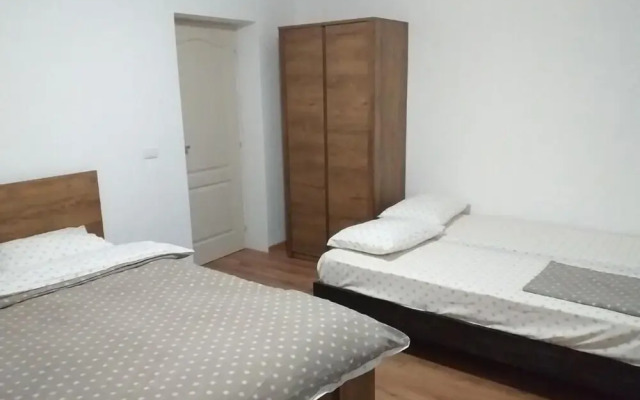Pensiunea Rozelor