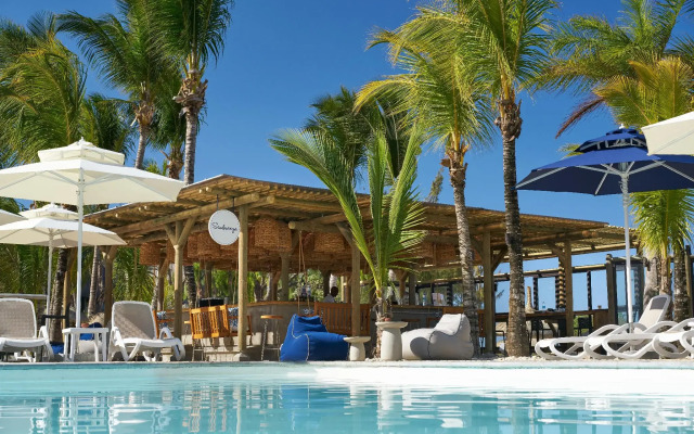 Lagoon Attitude - Adults Only