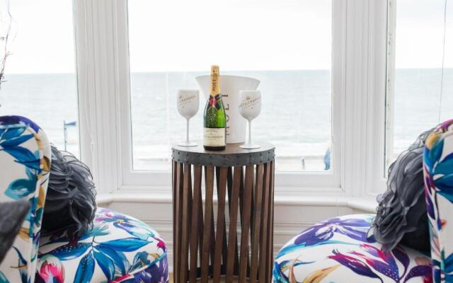 Sea View Ar Lan y Mor Luxury Apartment