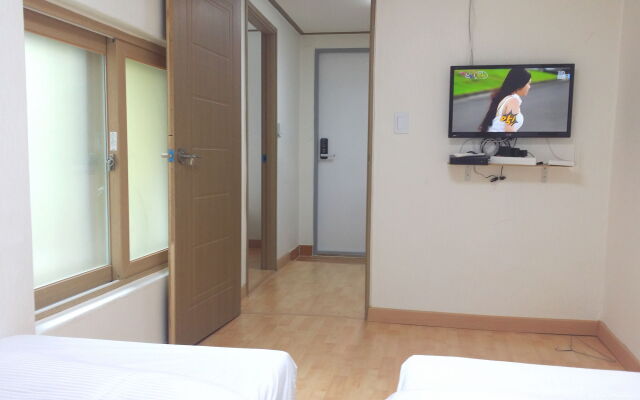 Myeongdong Guesthouse