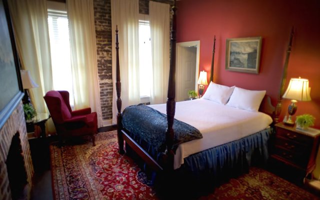 Savannah Bed & Breakfast Inn