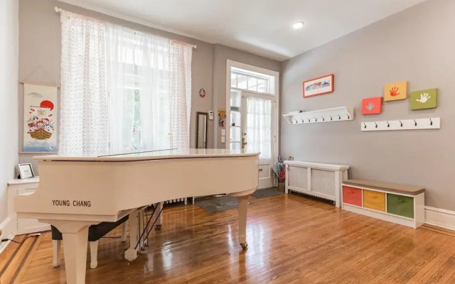 4723 Hazel Ave in Philadelphia