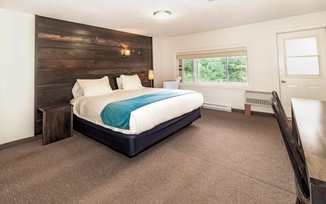 3 Pines Lodge Muskoka
