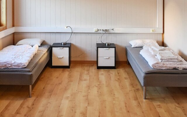 12 Person Holiday Home in Oksvoll