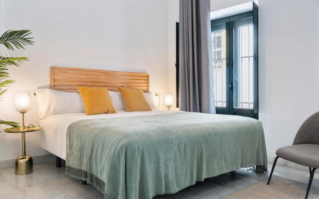 Suites Plaza De Los Refinadores Maestranza