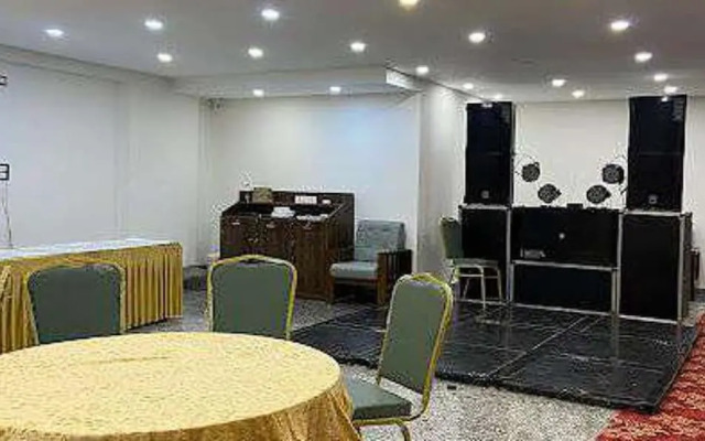 Fabhotel Vihaan Residency