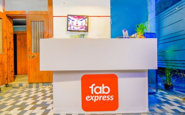 Fabexpress Regal