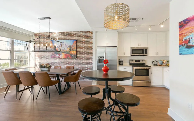 Fully Furnished 4-Bedroom Condo in NOLA Unit 515