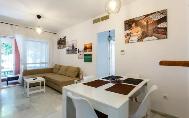 BRISAS-Rota free parking by Cadiz4Rentals