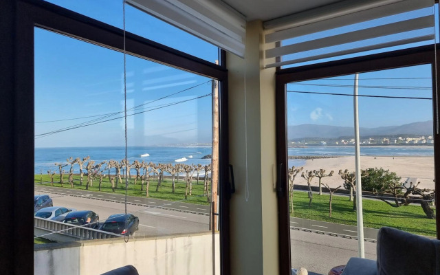 Vivienda de 4 dormitorios con vistas al mar