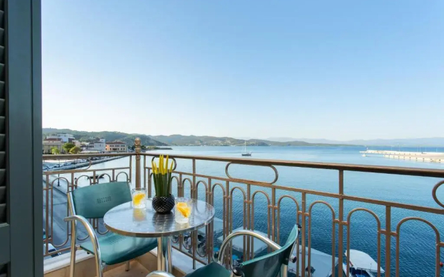 Pantheon City Hotel