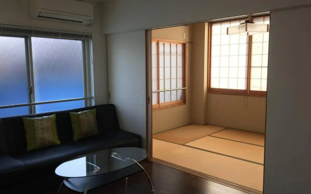 レオ小岩 301号室