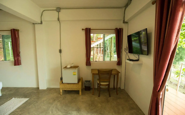 Nan De Panna Riverside Homestay