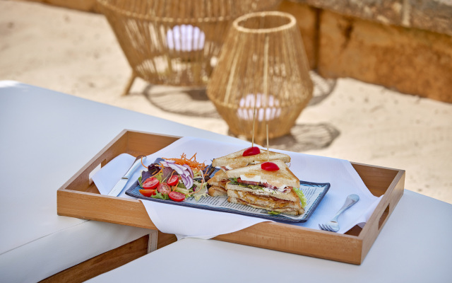 Universal Hotel Cabo Blanco - Adults Only