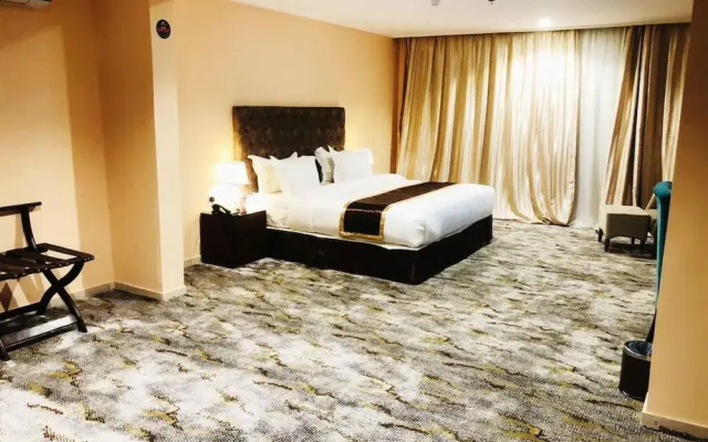 Starfish Alhawra Hotel