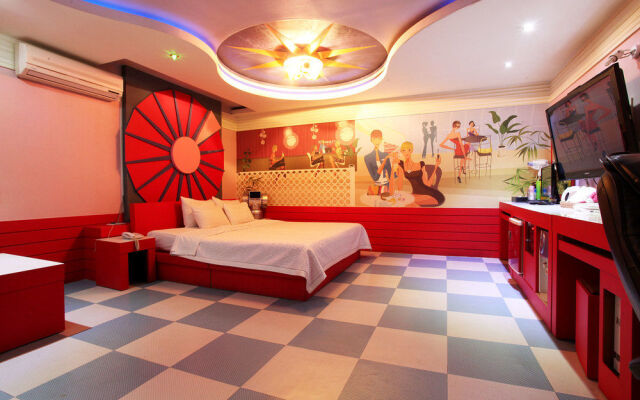 Chocolate Hotel